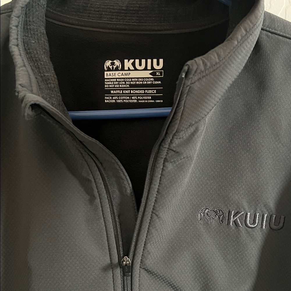 KUIU Men's Charcoal Performance Jacket